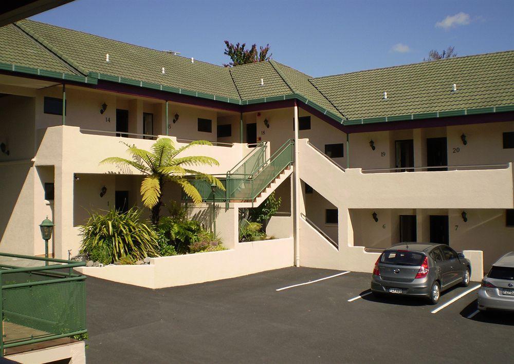 Ashwood Manor Motor Lodge Гамильтон Экстерьер фото